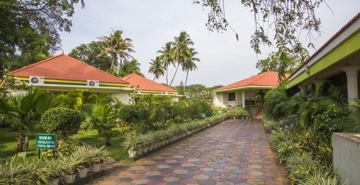 Panoramic Sea Resort - Alleppey Alappuzha Exterior photo